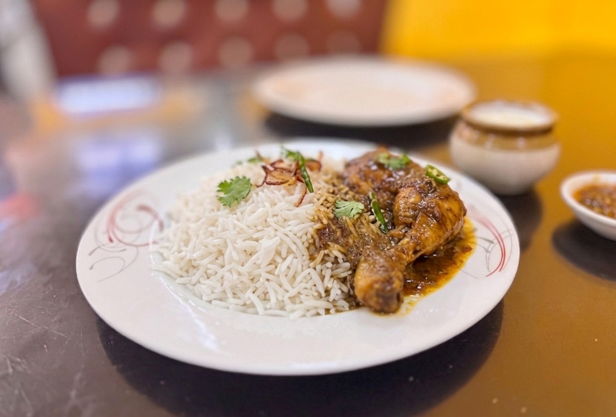মোরগ পোলাও - Shokher Hari Restaurant